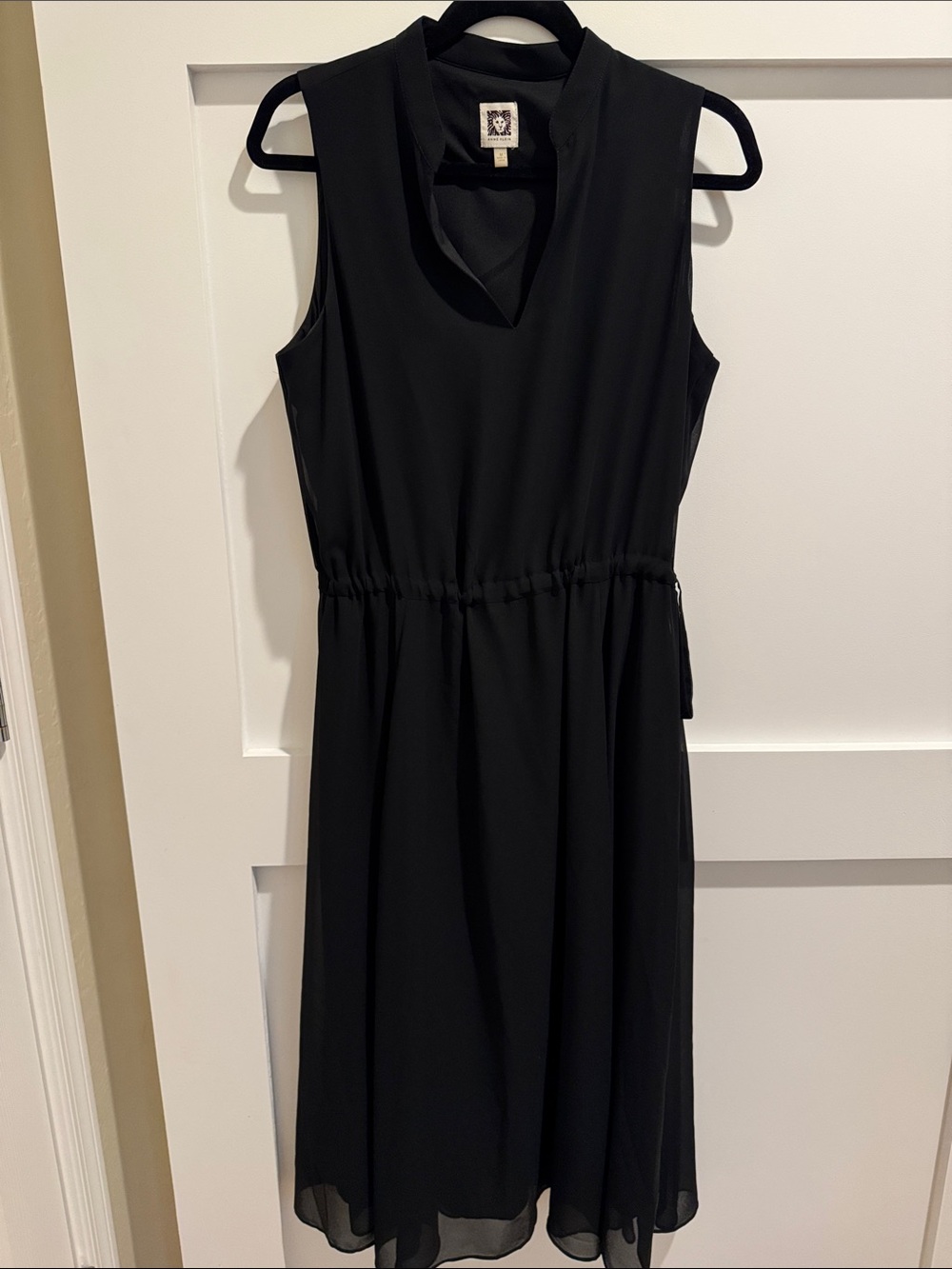 Anne Klein Black Sleeveless Midi Dress with V-Notch